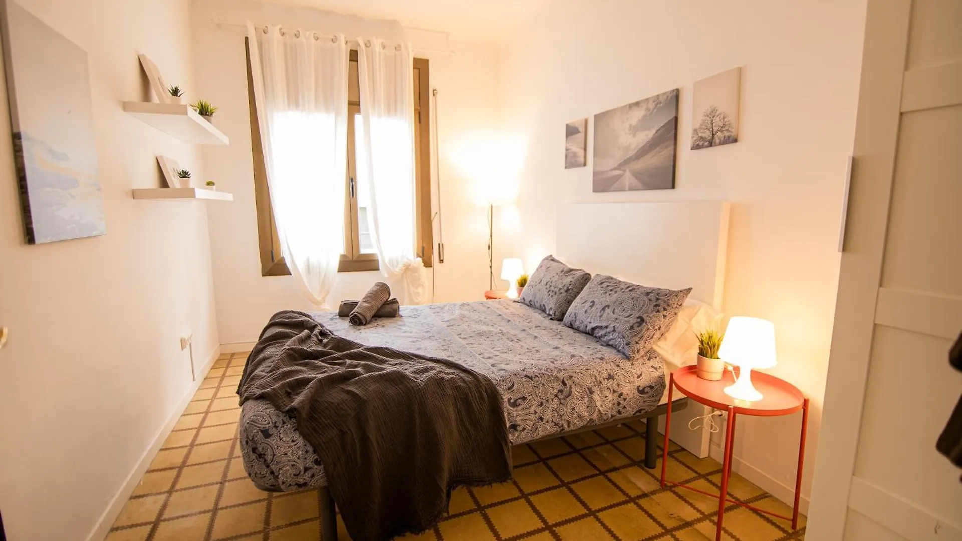 Blai Vandrarhem Barcelona