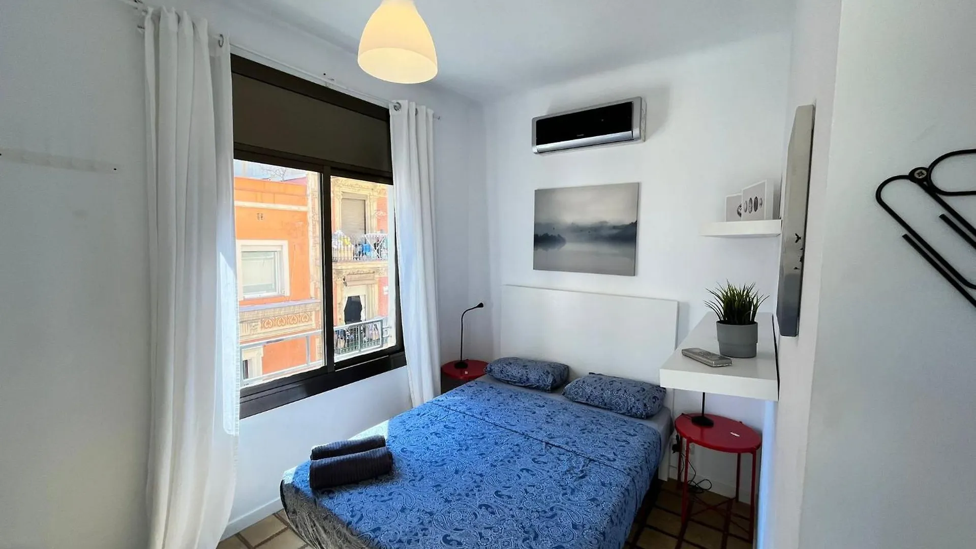 Blai Albergue Barcelona 0*,  España